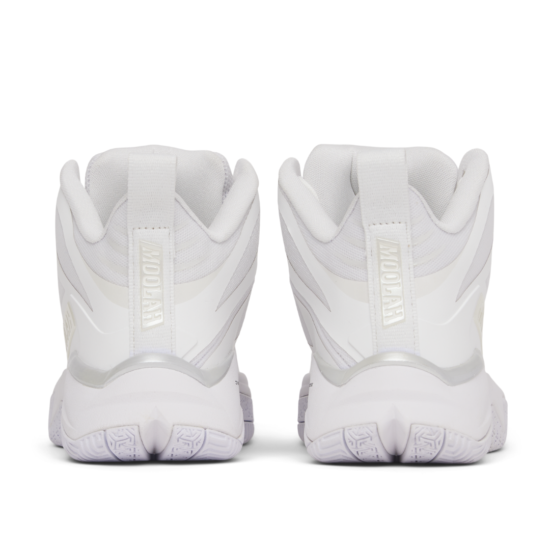 womens white basketball shoes